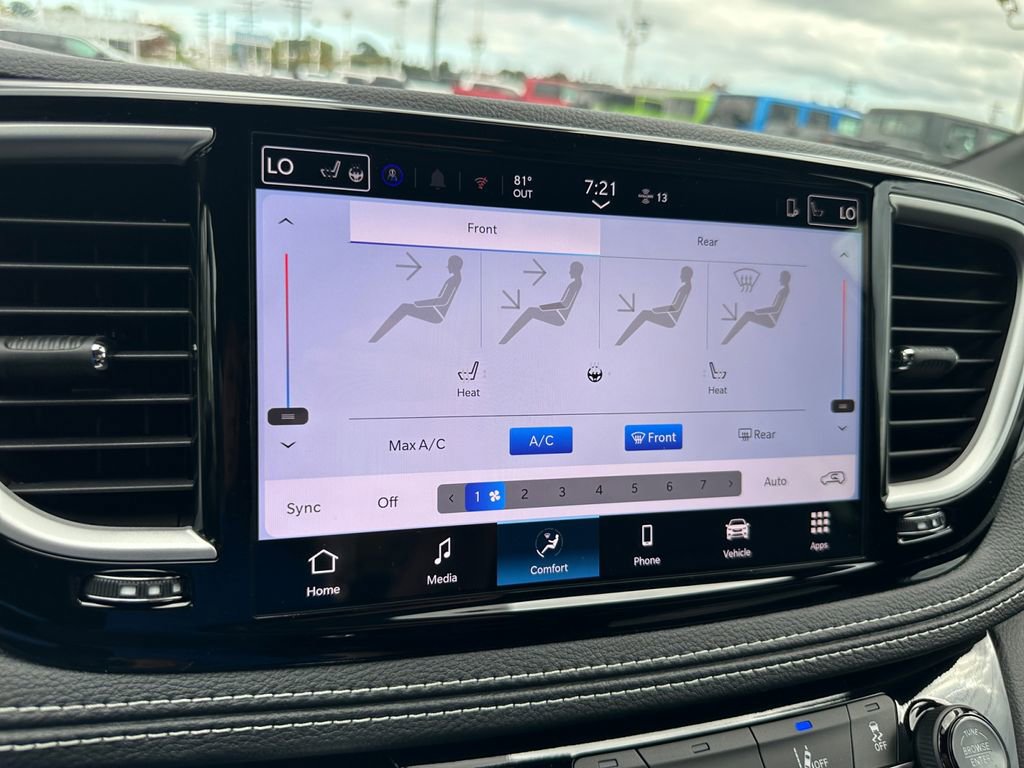 New 2026 Chrysler Pacifica Select image 19