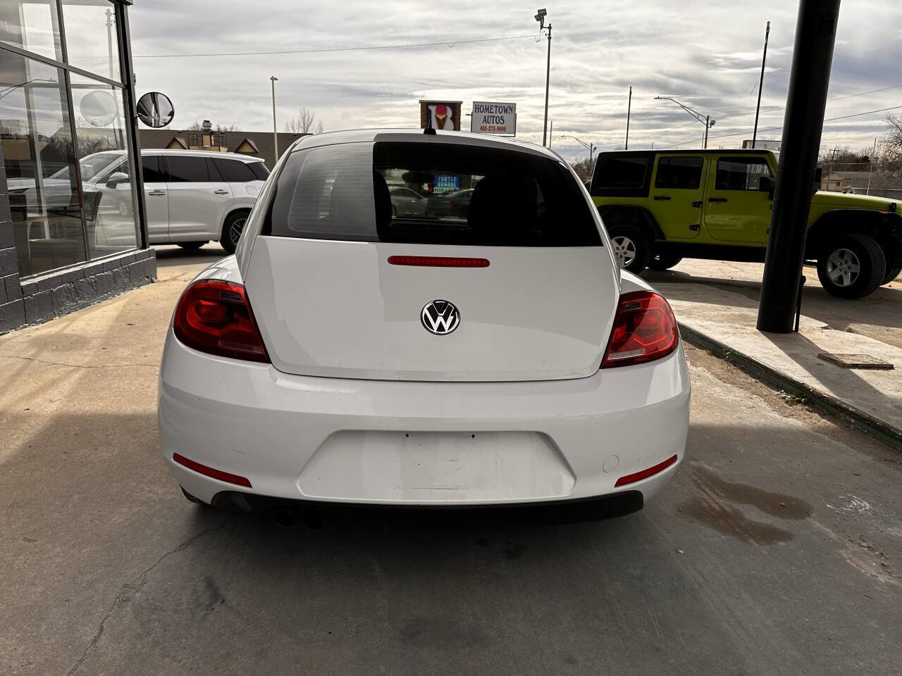 Used 2012 Volkswagen Beetle 2.5 image 6