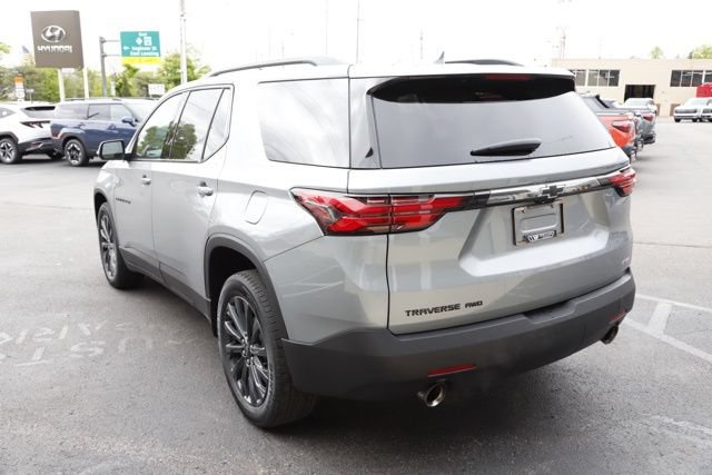 Used 2023 Chevrolet Traverse RS AWD/4WD image 9
