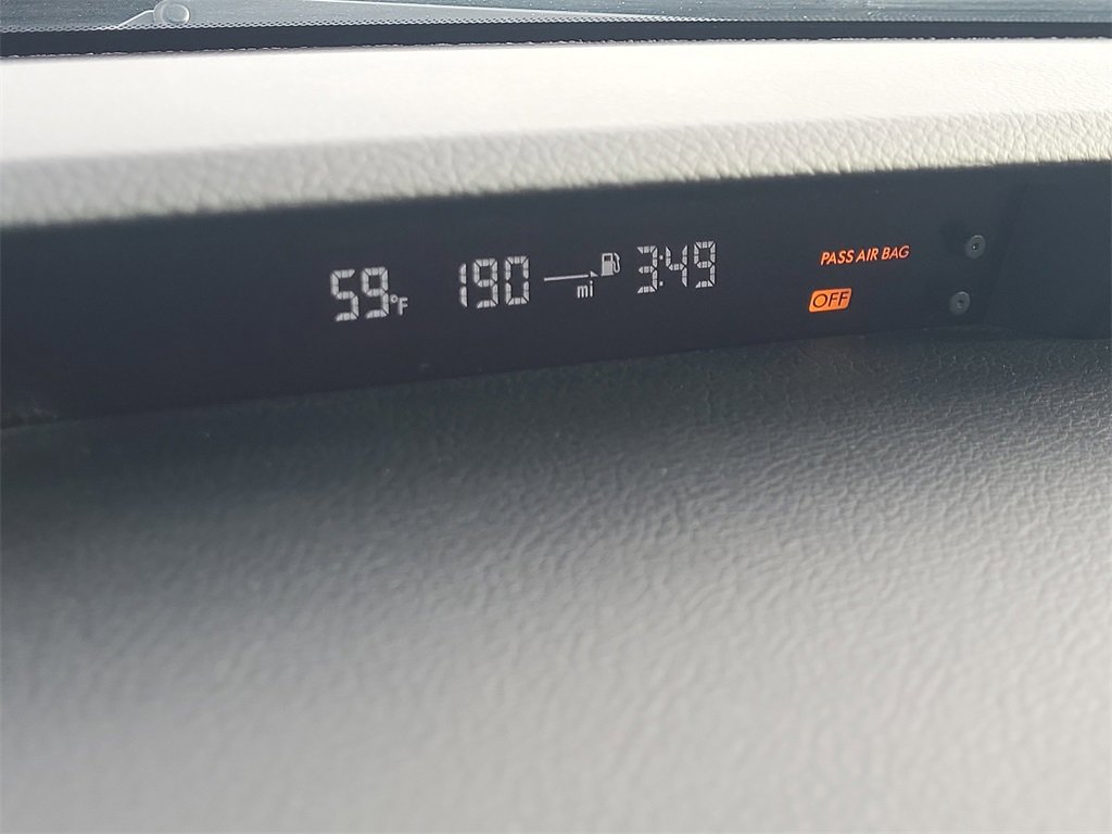 Used 2011 Subaru Outback 2.5i image 27