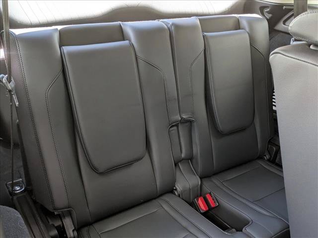 Used 2025 Land Rover Discovery Sport S AWD/4WD image 21