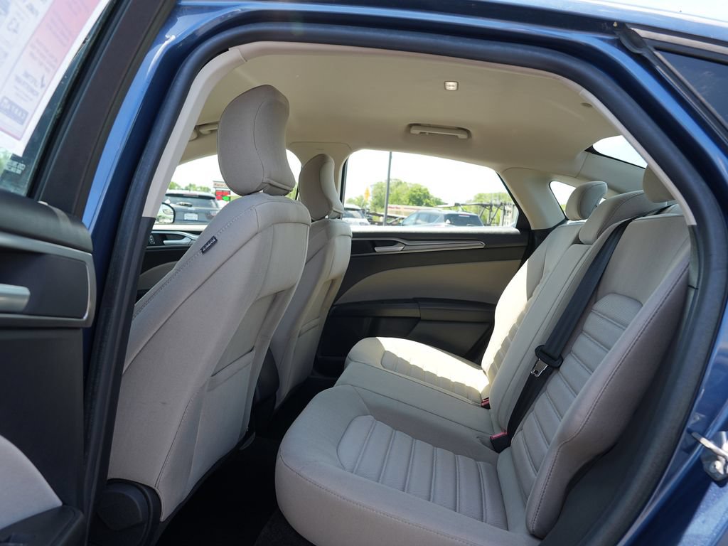 Used 2018 Ford Fusion S FWD image 19