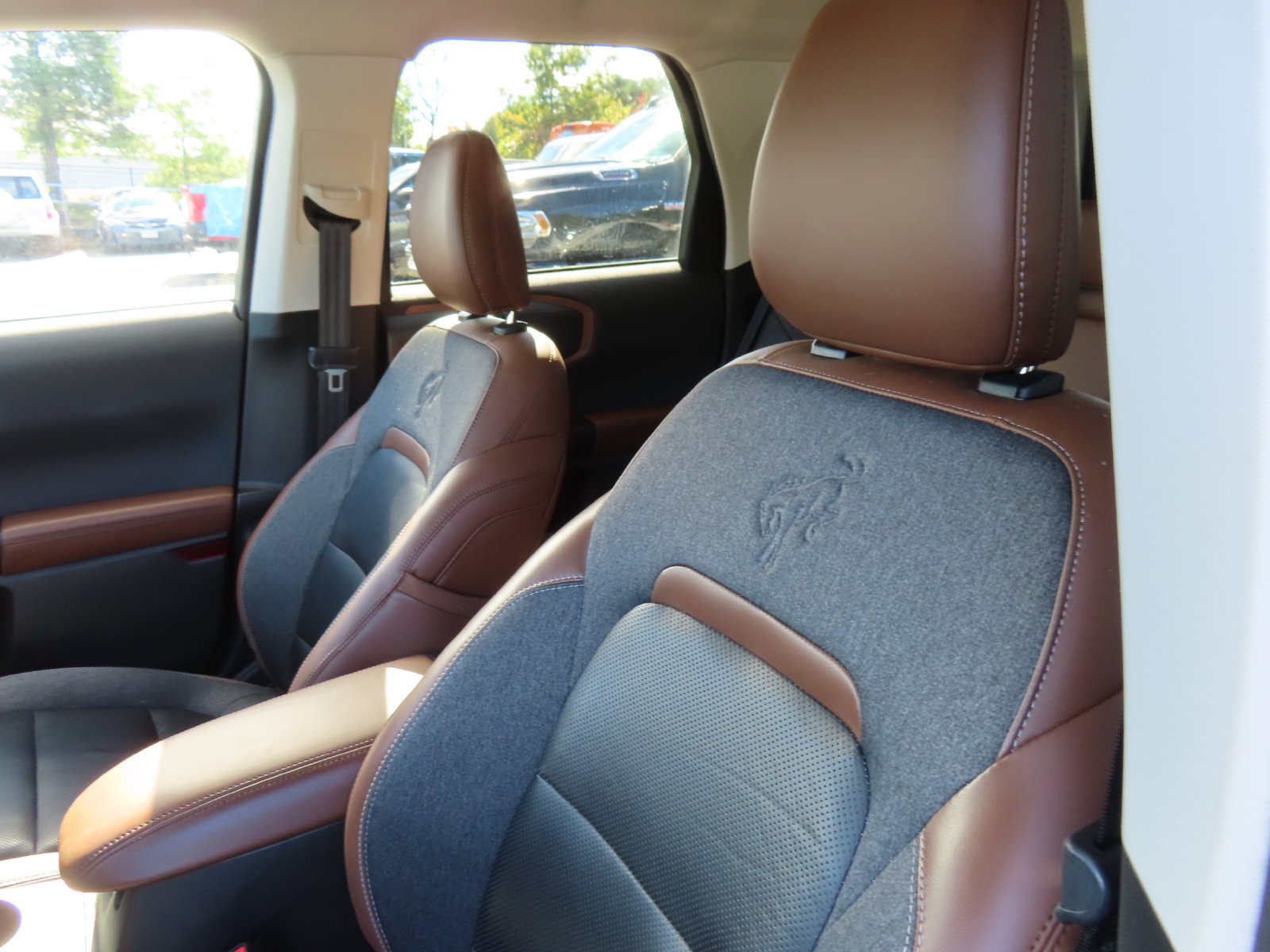 Used 2021 Ford Bronco Sport Outer Banks w/ Outer Banks Package (96D) AWD/4WD image 16