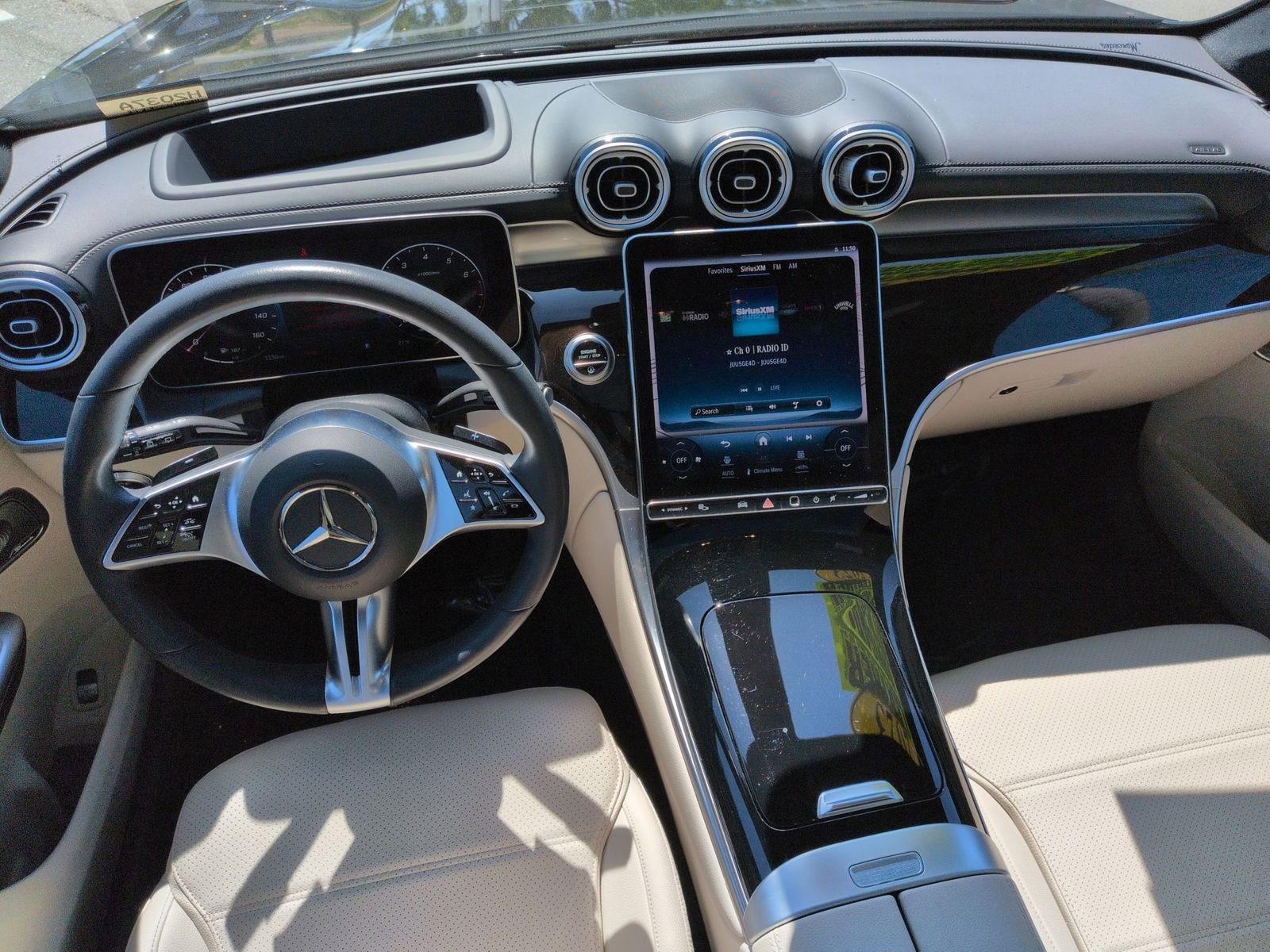 Used 2023 Mercedes-Benz GLC 300 4MATIC image 27