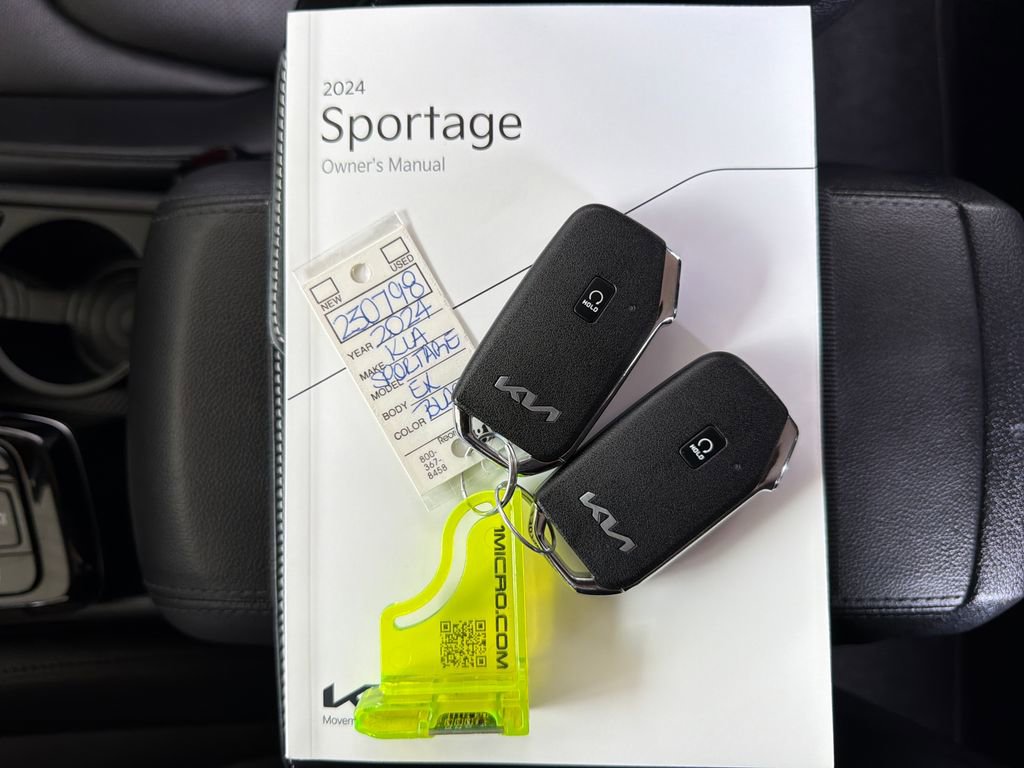 Used 2024 Kia Sportage EX image 34