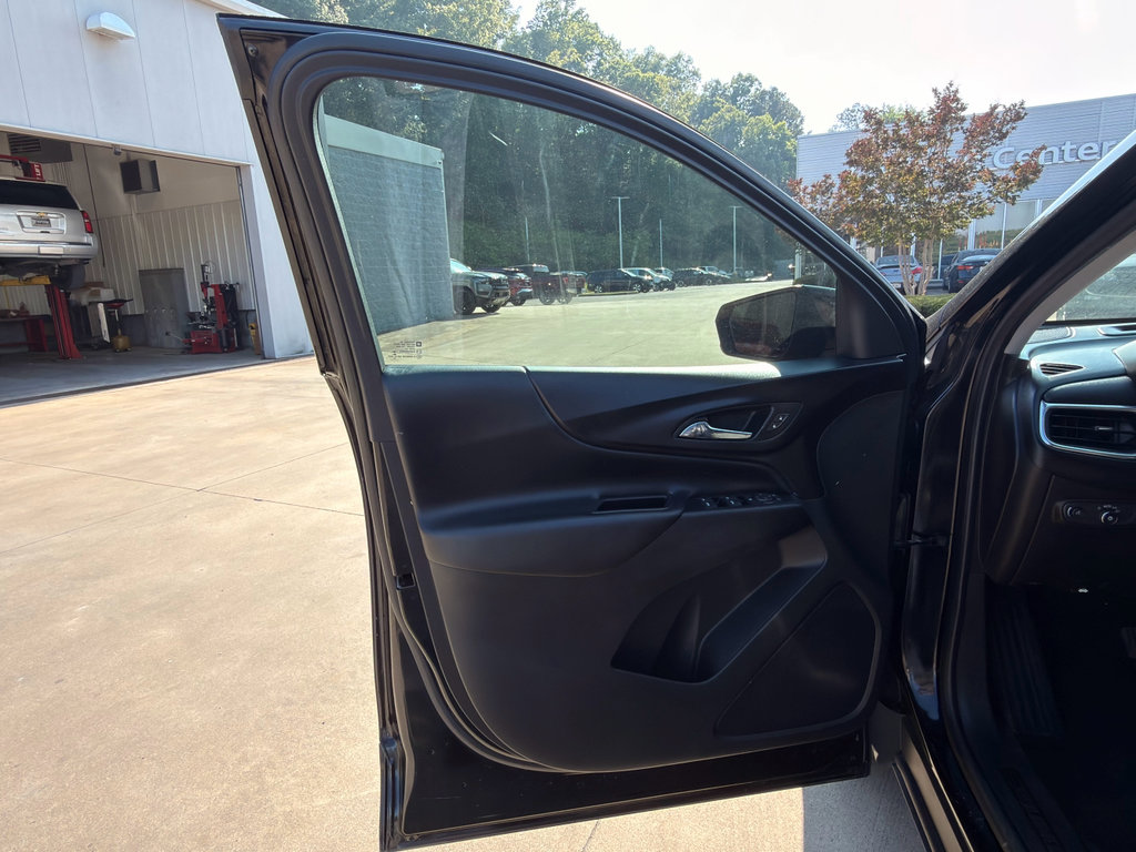 Used 2020 Chevrolet Equinox LT FWD image 9