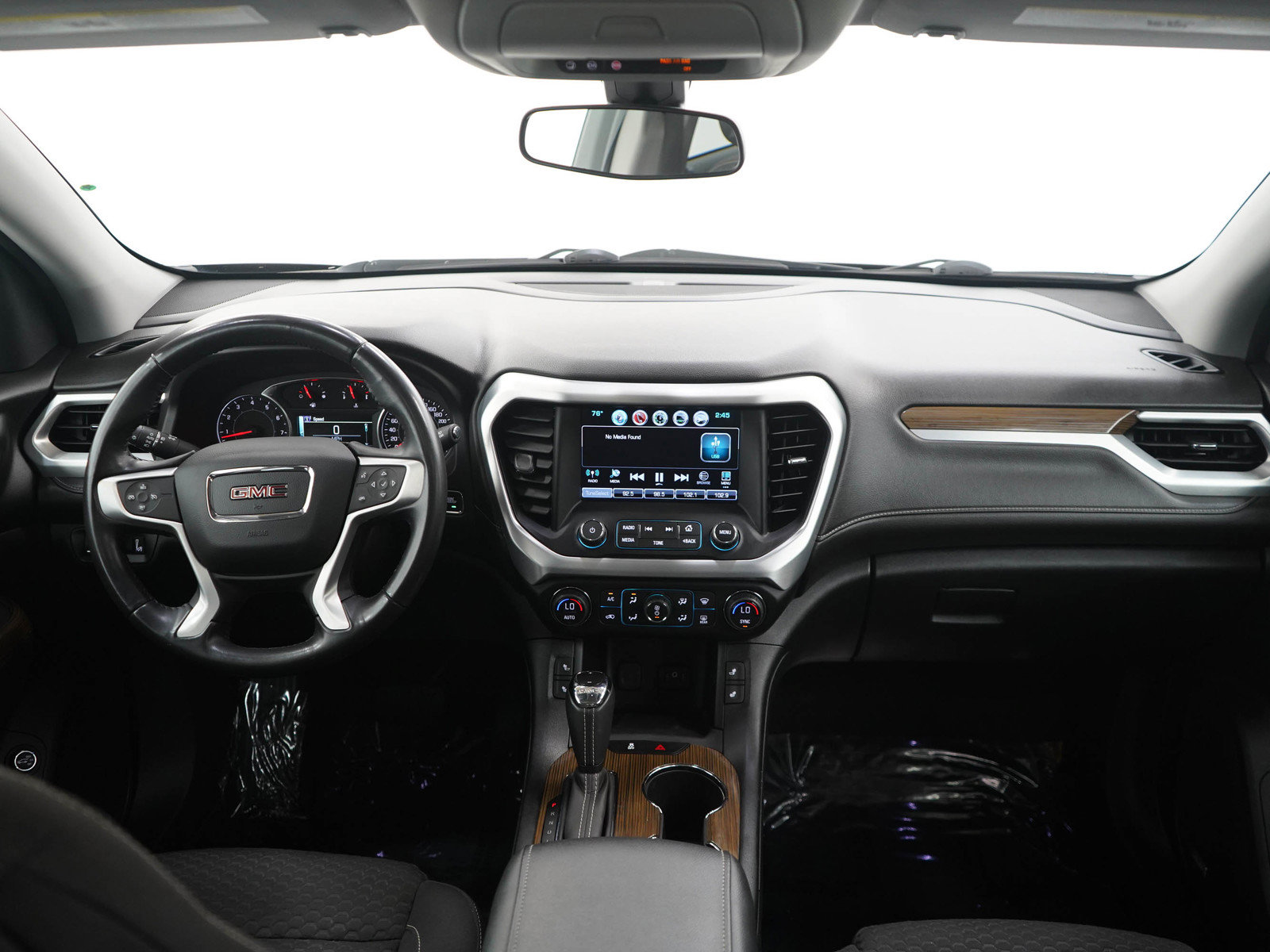 Used 2018 GMC Acadia SLE AWD/4WD image 13