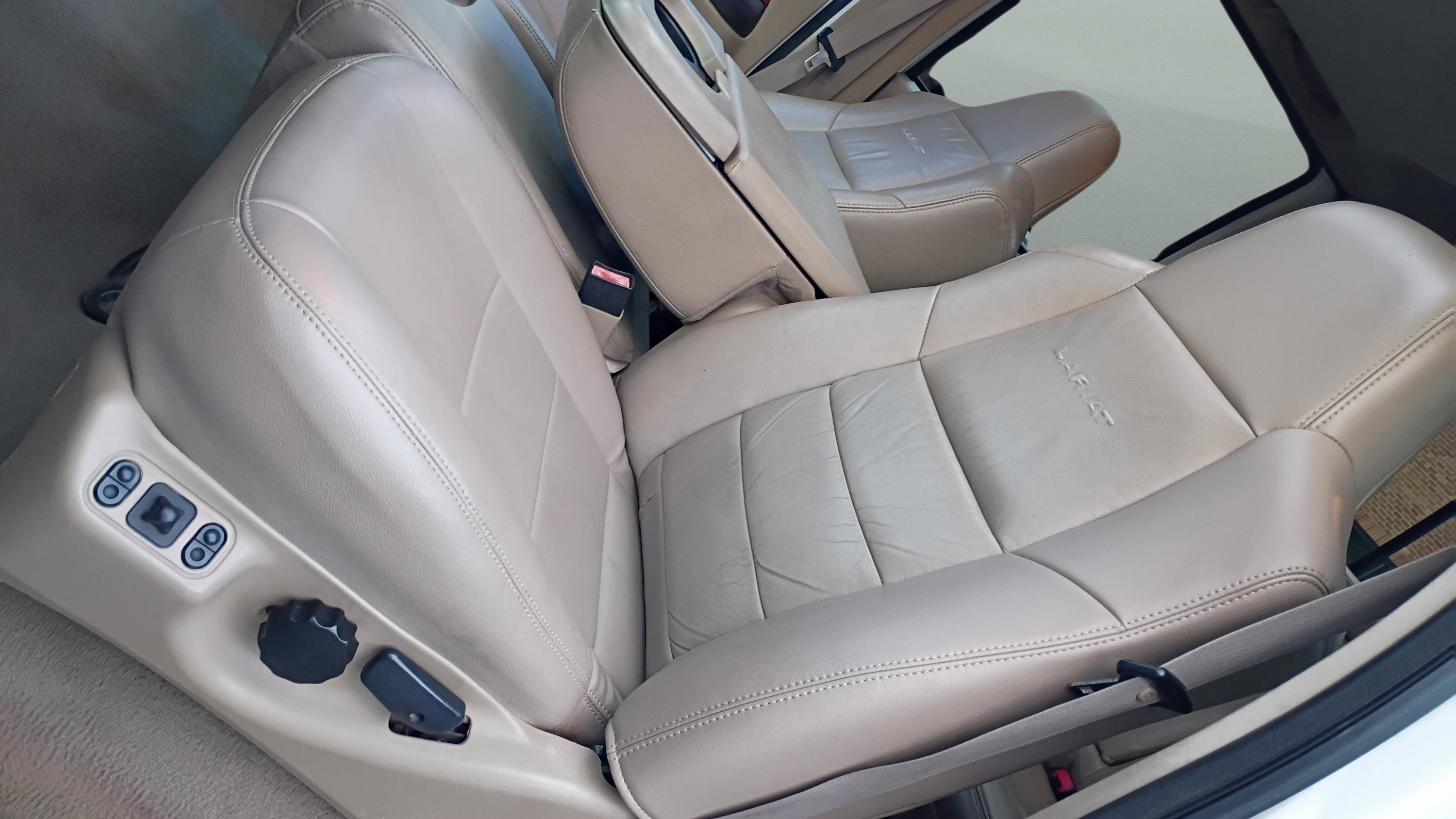 Used 2006 Ford F350 Lariat image 28