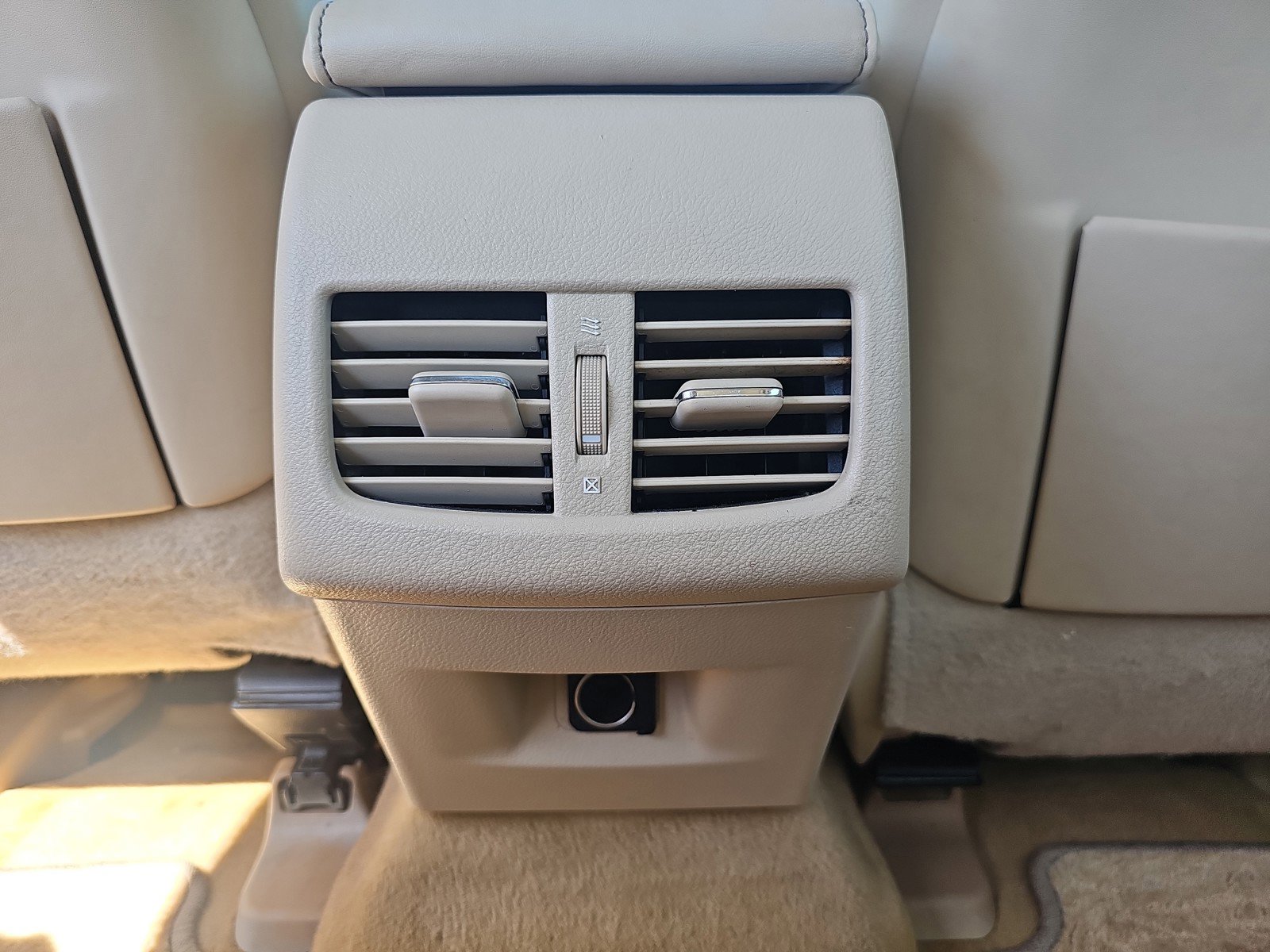 Used 2015 Lexus ES 350 image 29