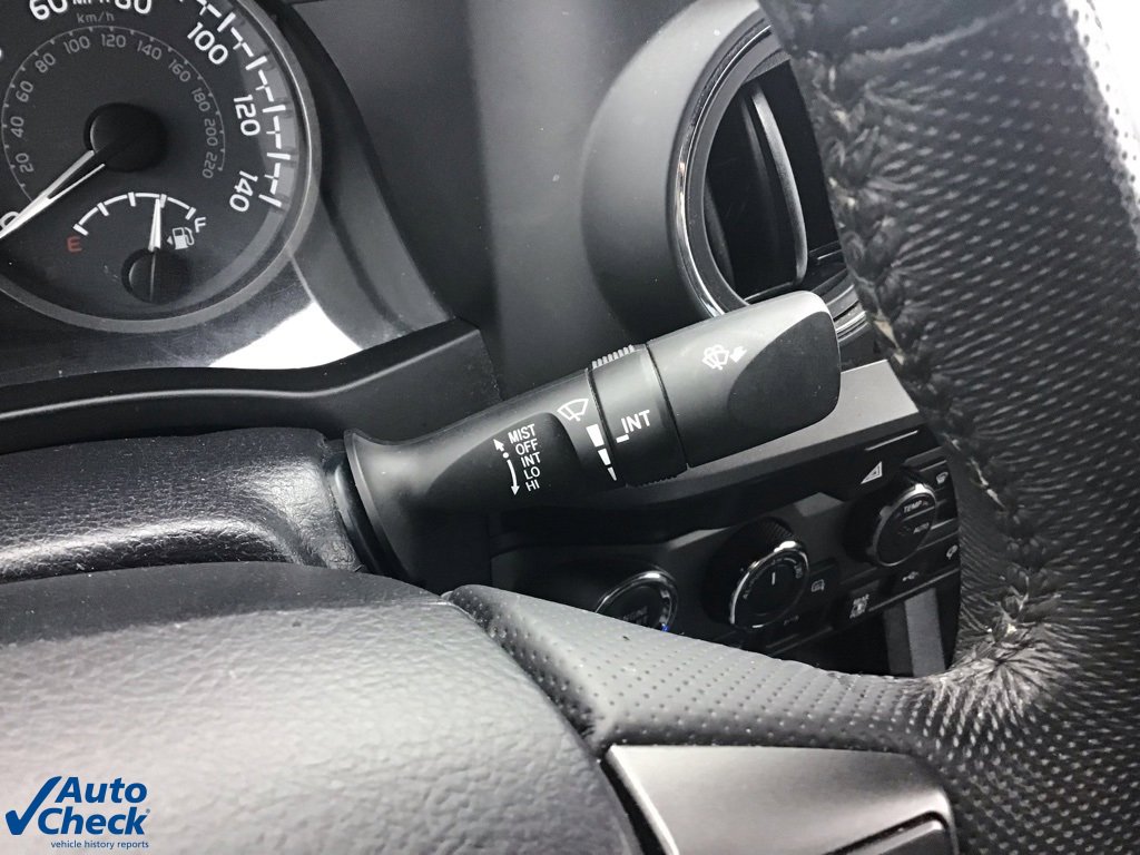 Used 2021 Toyota Tacoma TRD Sport w/ Technology Package image 29