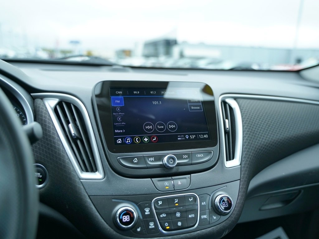 Used 2023 Chevrolet Malibu LT image 14