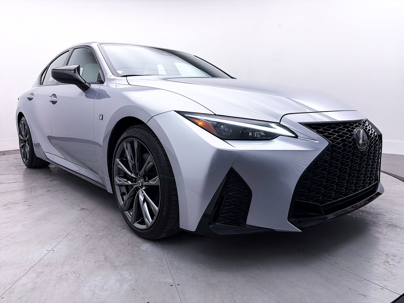 Used 2025 Lexus IS 350 F Sport w/ Navigation Package RWD image 13