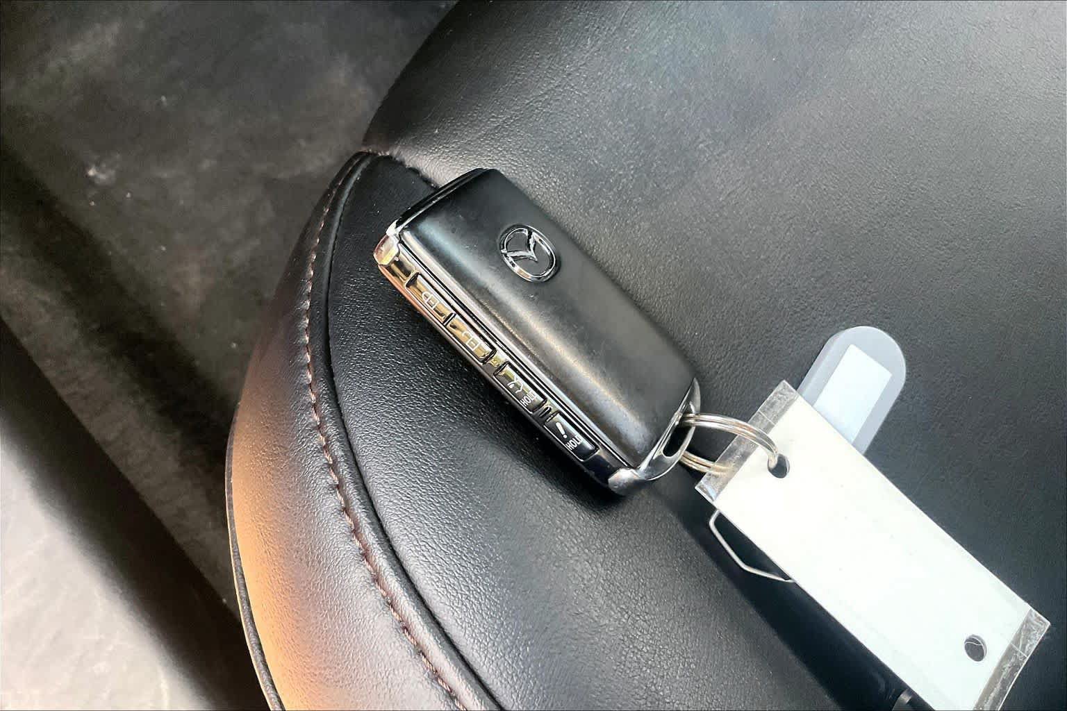 Used 2025 MAZDA MAZDA3 s FWD image 13