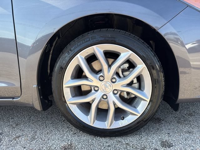 Used 2019 Acura ILX FWD image 9