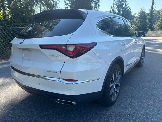Used 2022 Acura MDX w/ Technology Package AWD/4WD image 5