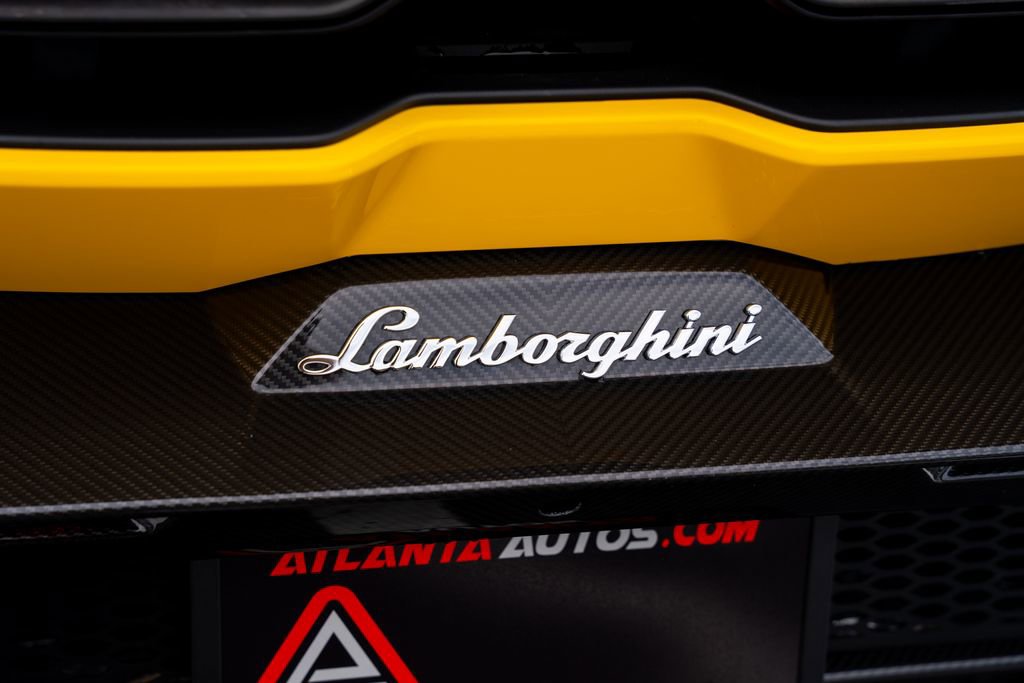 Used 2024 Lamborghini Revuelto AWD/4WD image 29