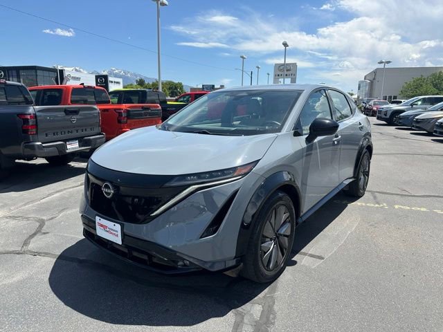 Used 2024 Nissan Ariya AWD image 5