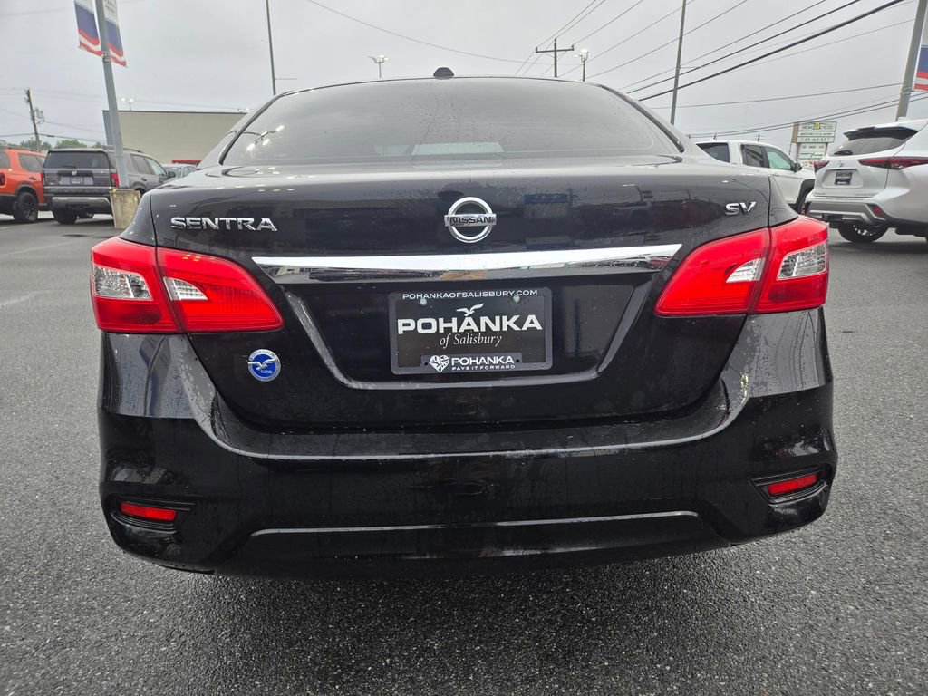 Used 2019 Nissan Sentra SV FWD image 3
