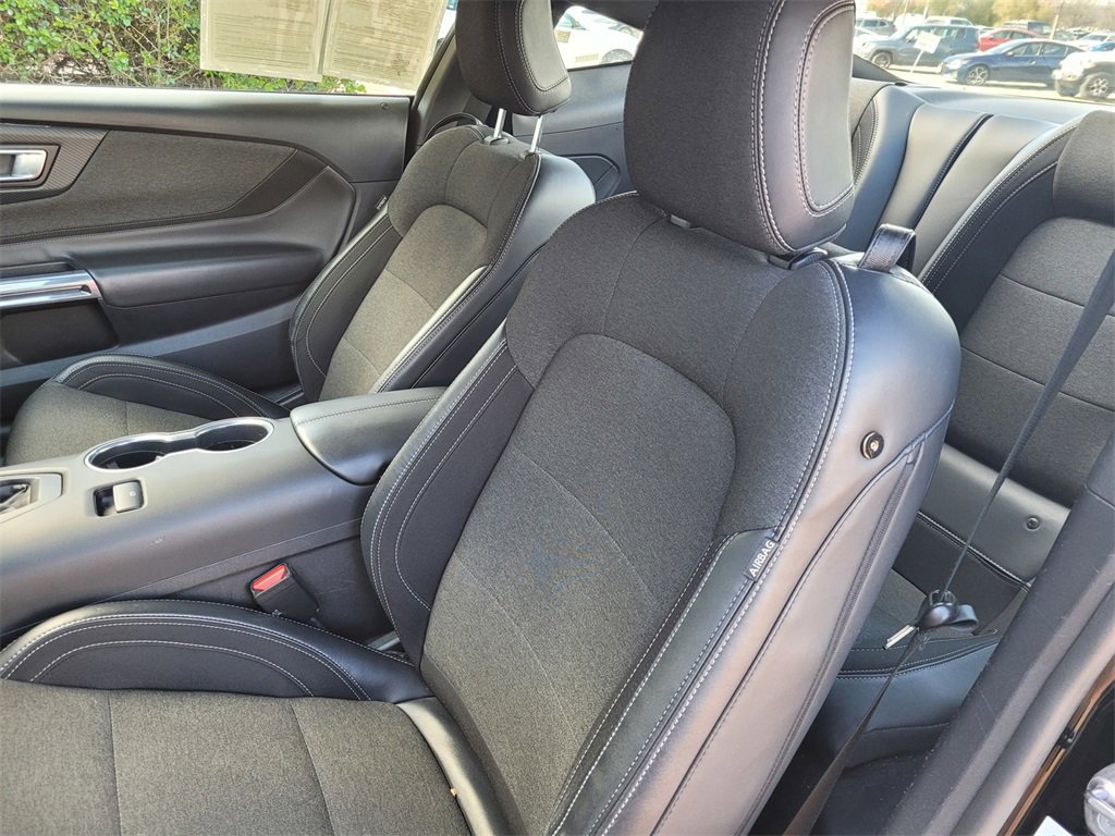Used 2024 Ford Mustang Coupe image 18