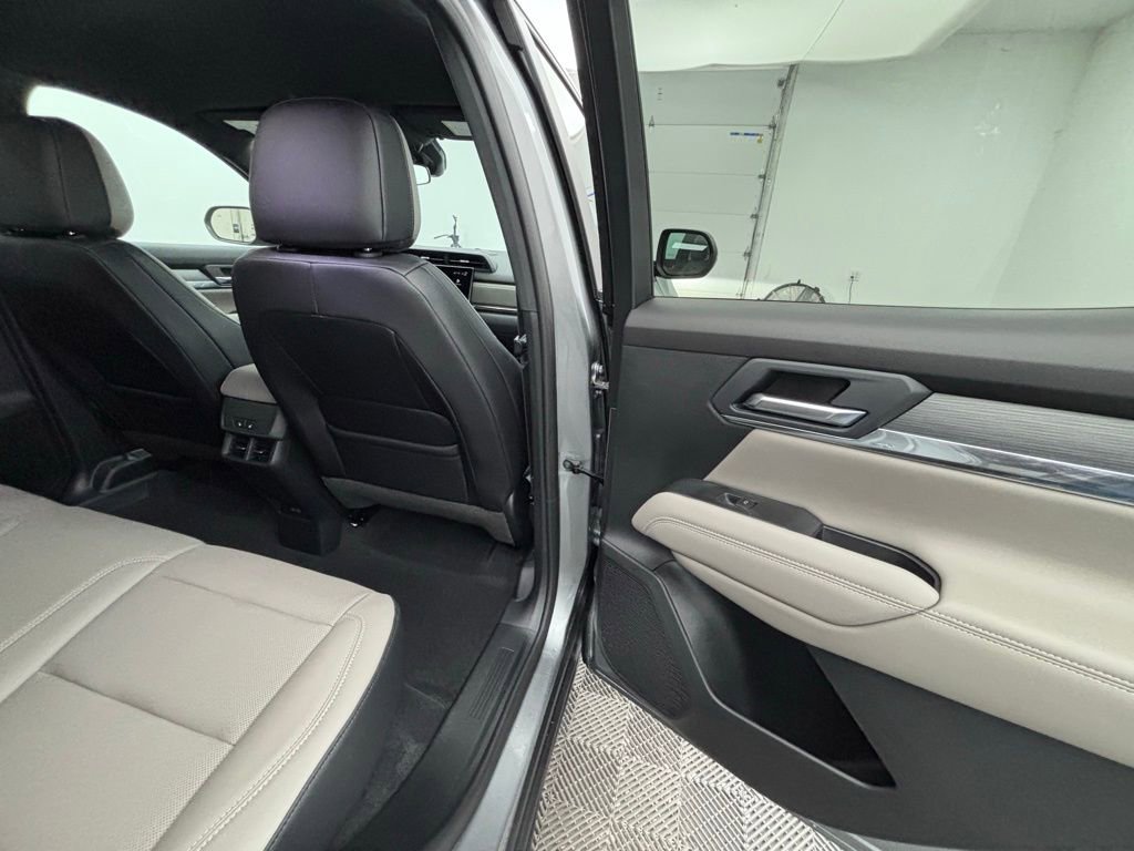 New 2026 GMC Terrain Elevation w/ Elevation Premium Package image 37