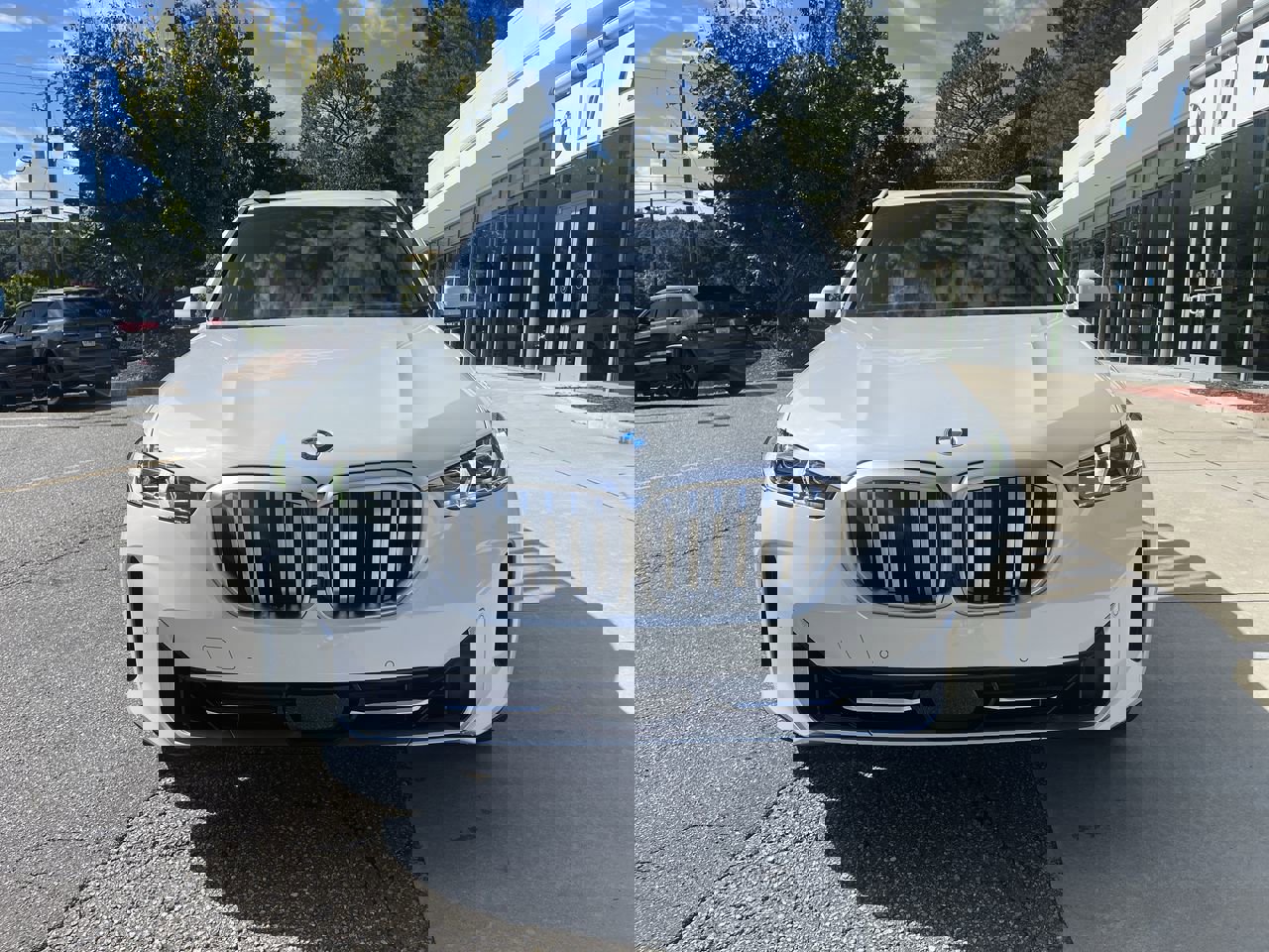 New 2026 BMW X5 xDrive40i image 3