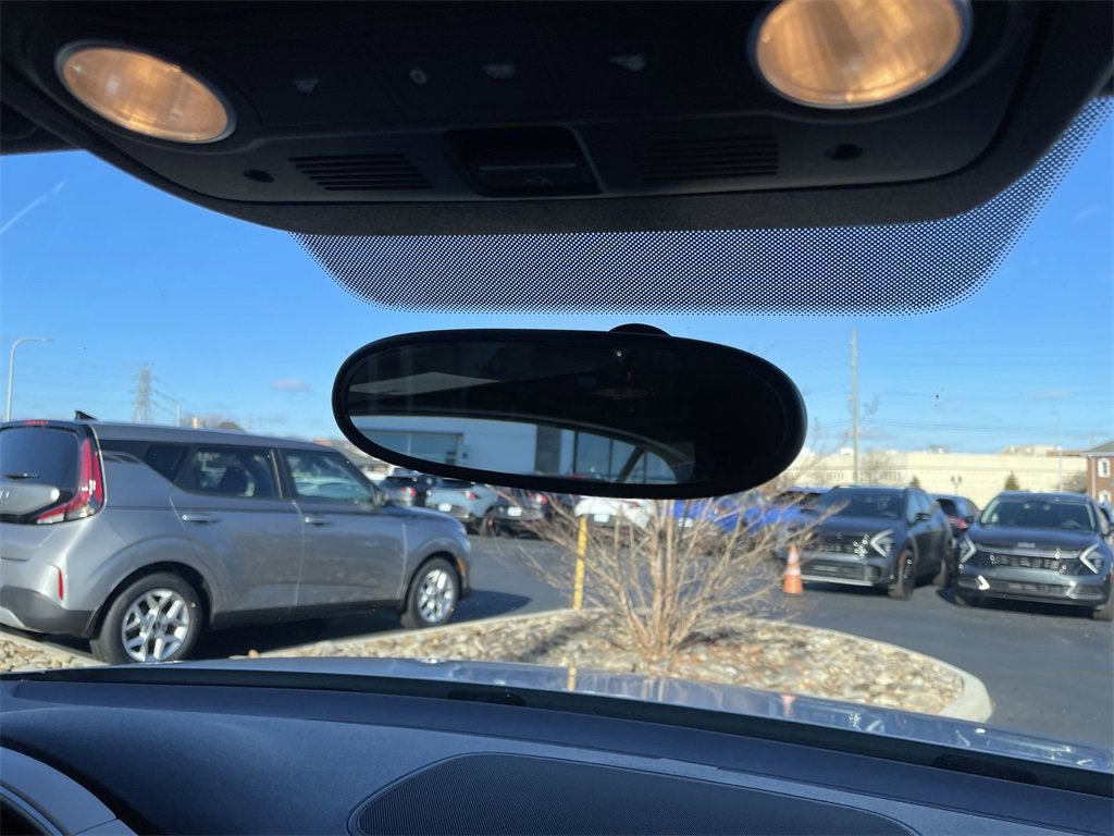 Used 2015 Volkswagen Beetle 1.8T image 23