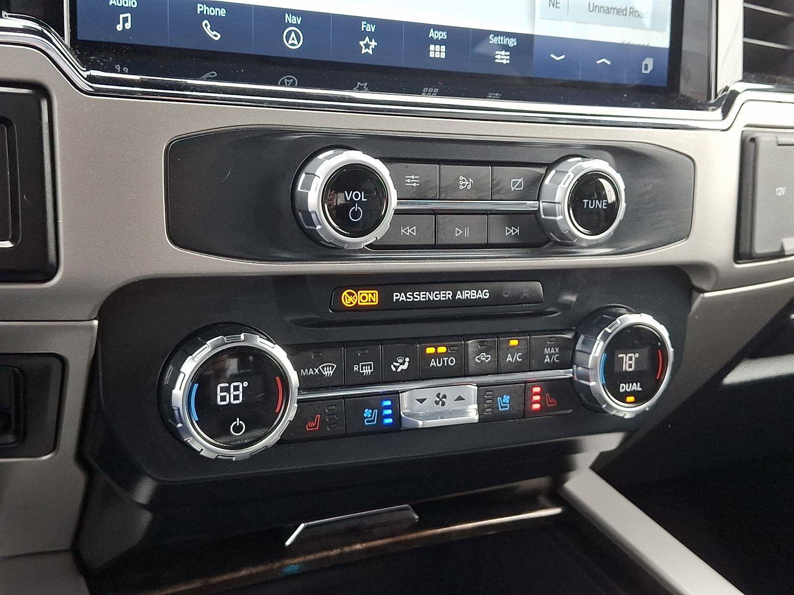 Certified 2022 Ford F350 Lariat w/ Lariat Value Package image 15