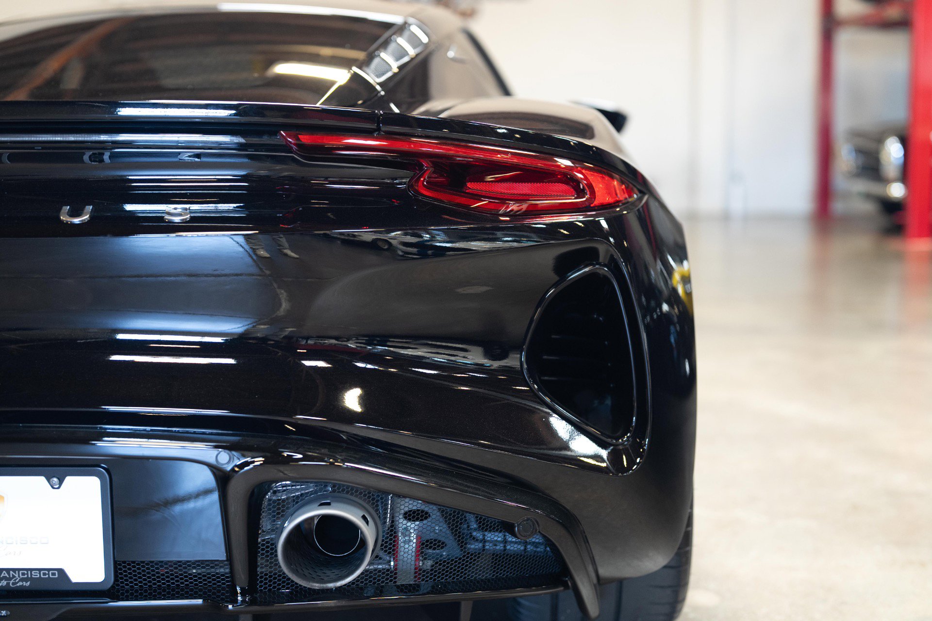 Used 2024 Lotus Emira First Edition image 37