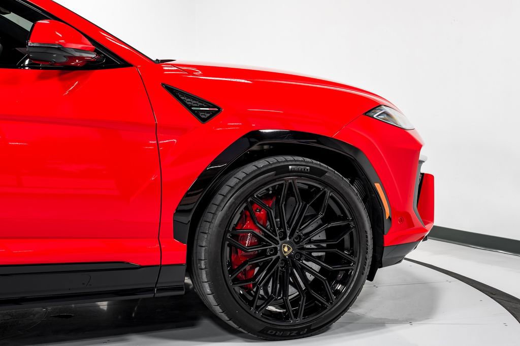 Used 2025 Lamborghini Urus SE AWD/4WD image 52
