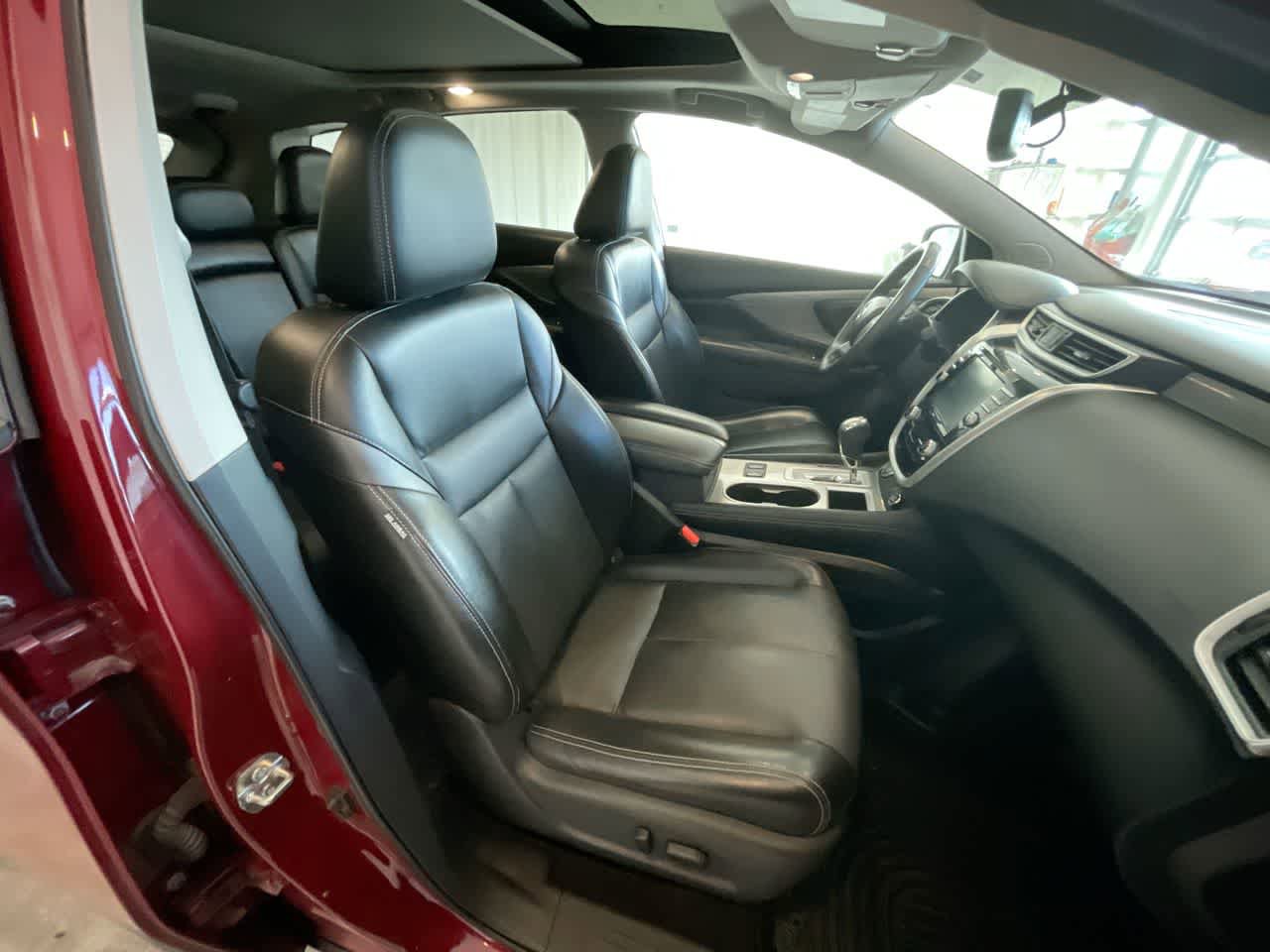 Used 2018 Nissan Murano SL image 25