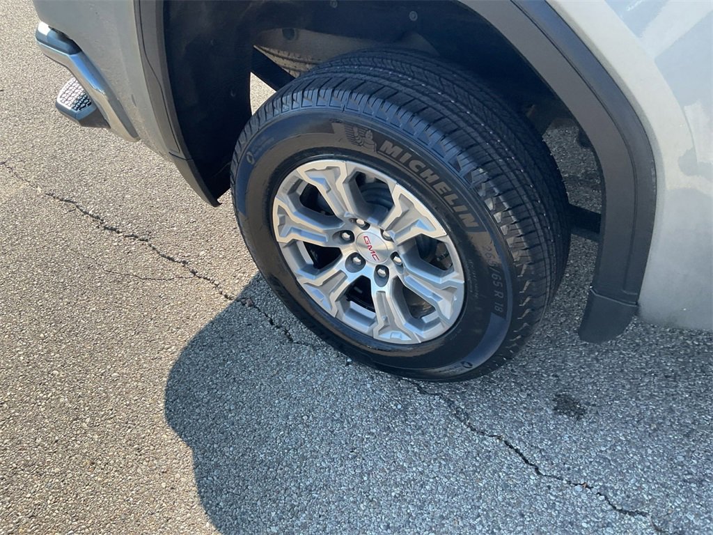 Used 2025 GMC Sierra 1500 SLT image 20