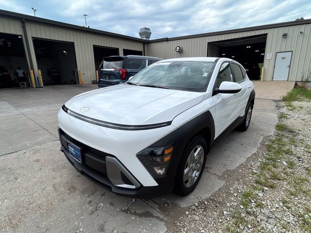 Certified 2026 Hyundai Kona SE FWD image 7