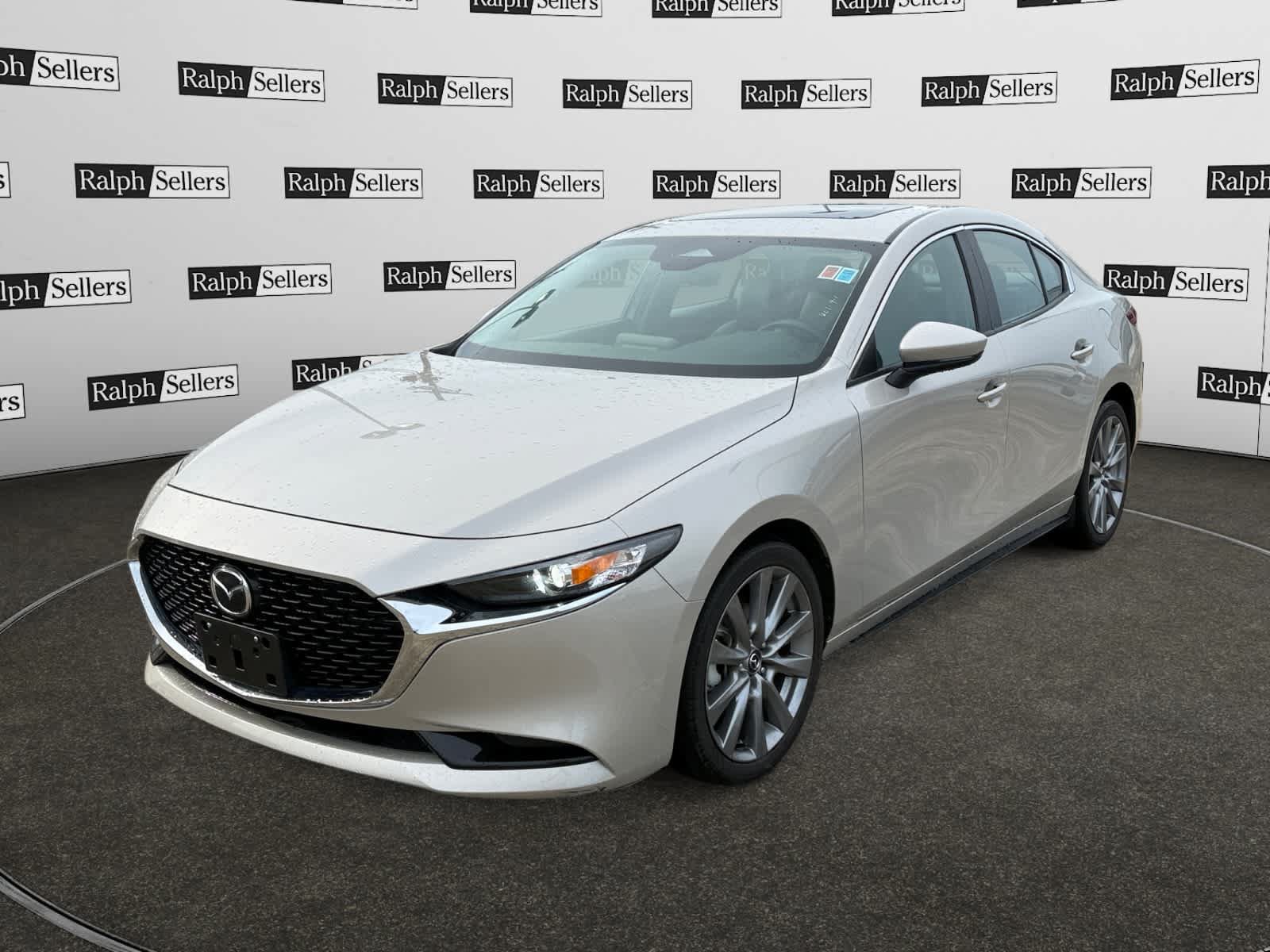 Used 2025 MAZDA MAZDA3 s FWD image 2