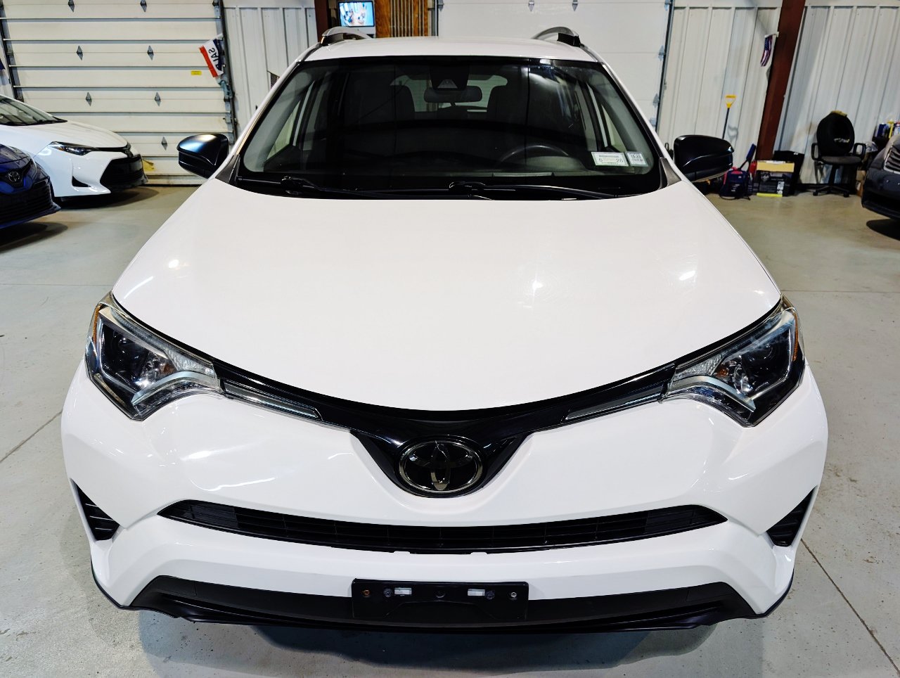 Used 2017 Toyota RAV4 LE w/ All Weather Liner Package AWD/4WD image 9