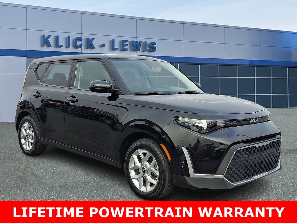 Used 2023 Kia Soul LX w/ Option Group 015 image 1