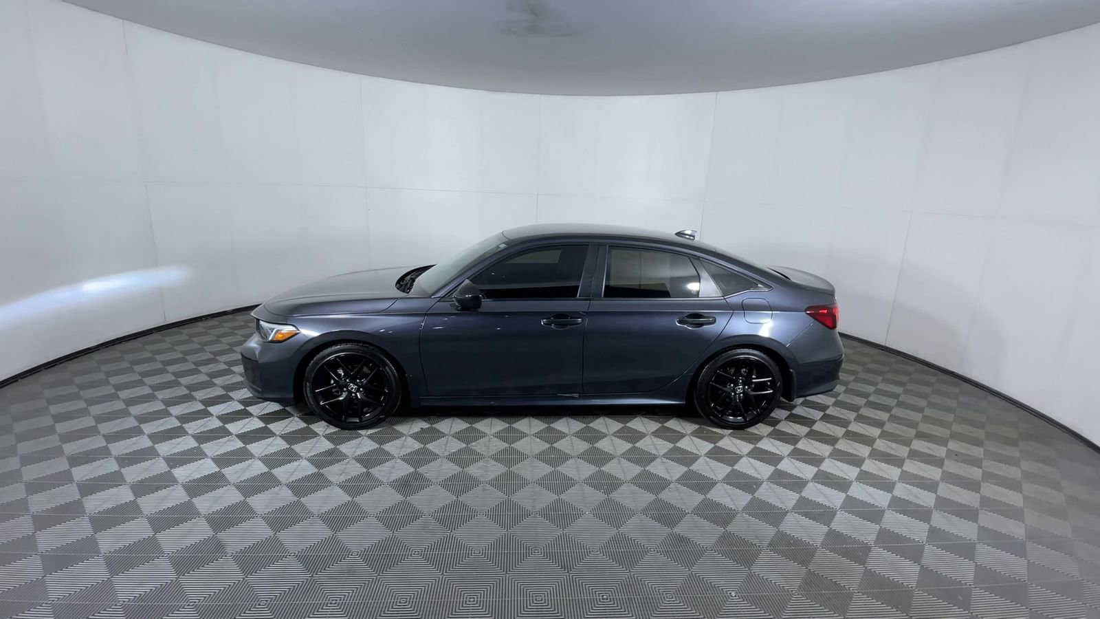 Used 2025 Honda Civic Sport image 5