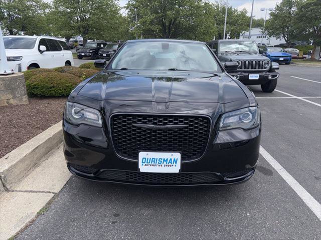 Certified 2023 Chrysler 300 Touring w/ Sport Appearance Package RWD image 2