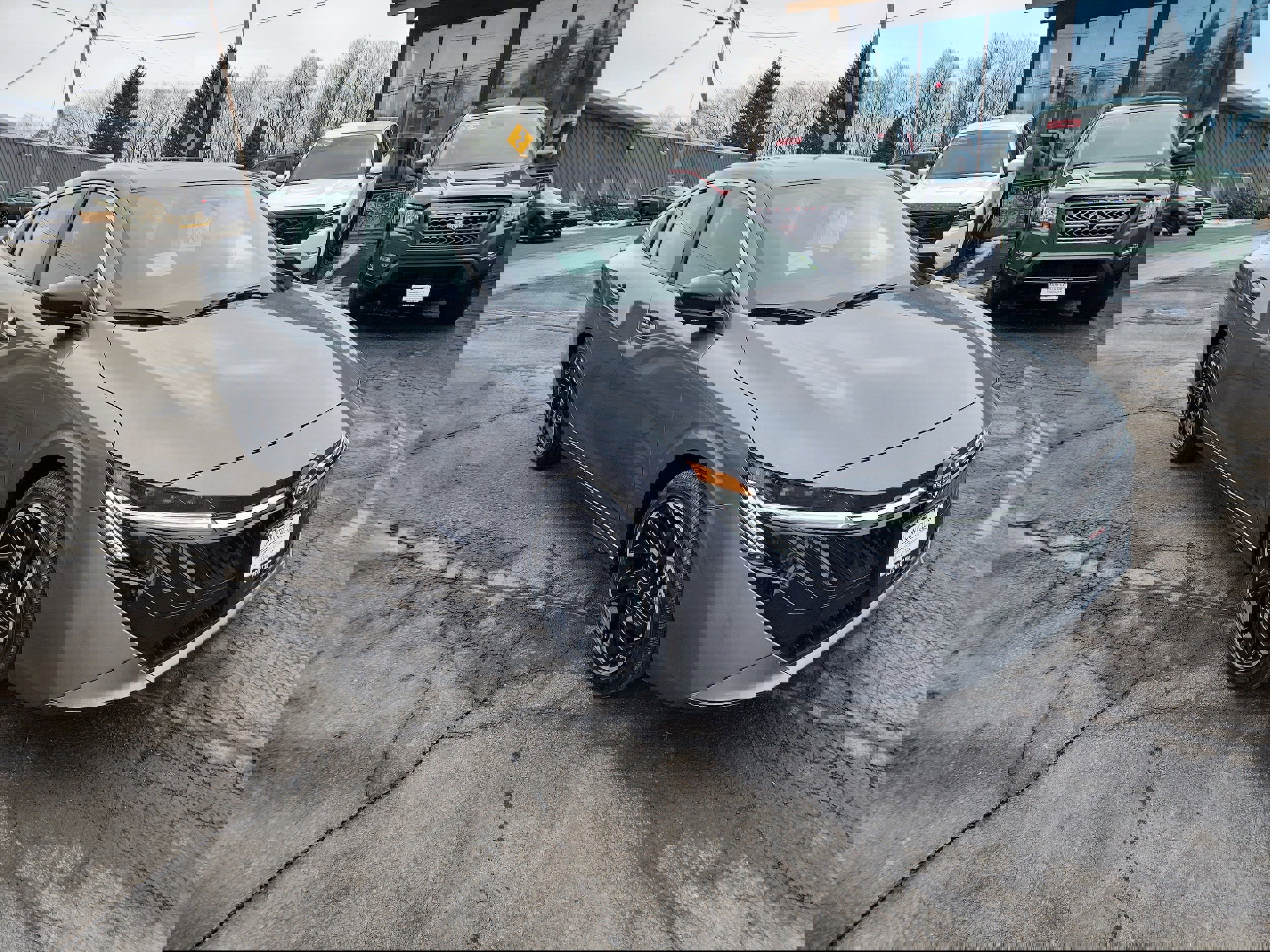 New 2026 Nissan Sentra SR image 1