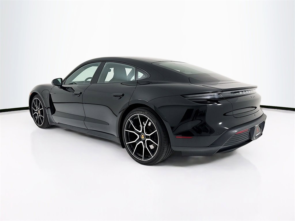 Certified 2023 Porsche Taycan image 3