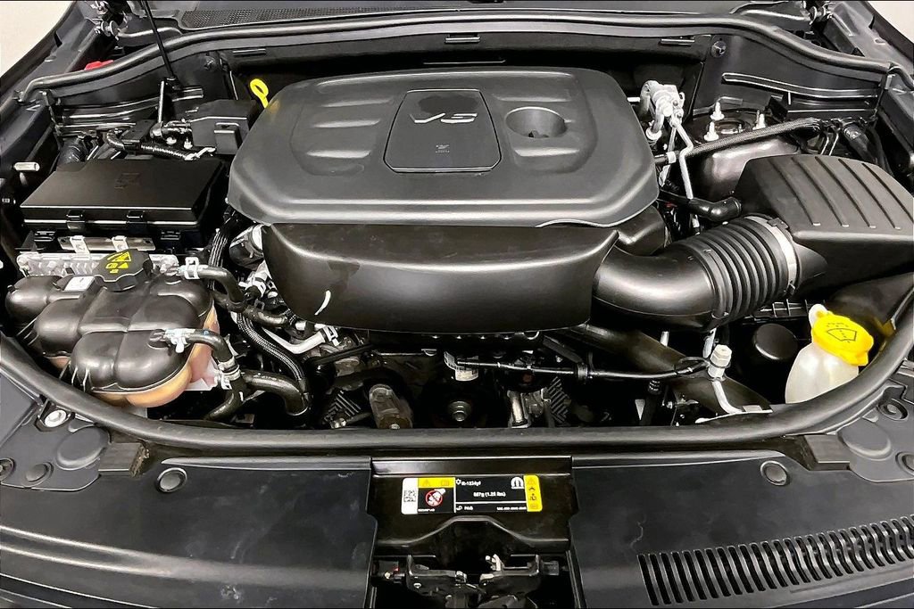 Used 2021 Jeep Grand Cherokee Laredo X image 9