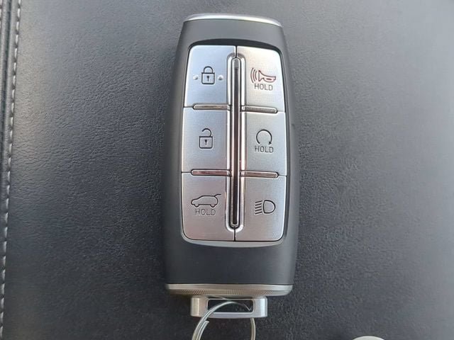 Used 2025 Genesis GV70 2.5T AWD/4WD image 26