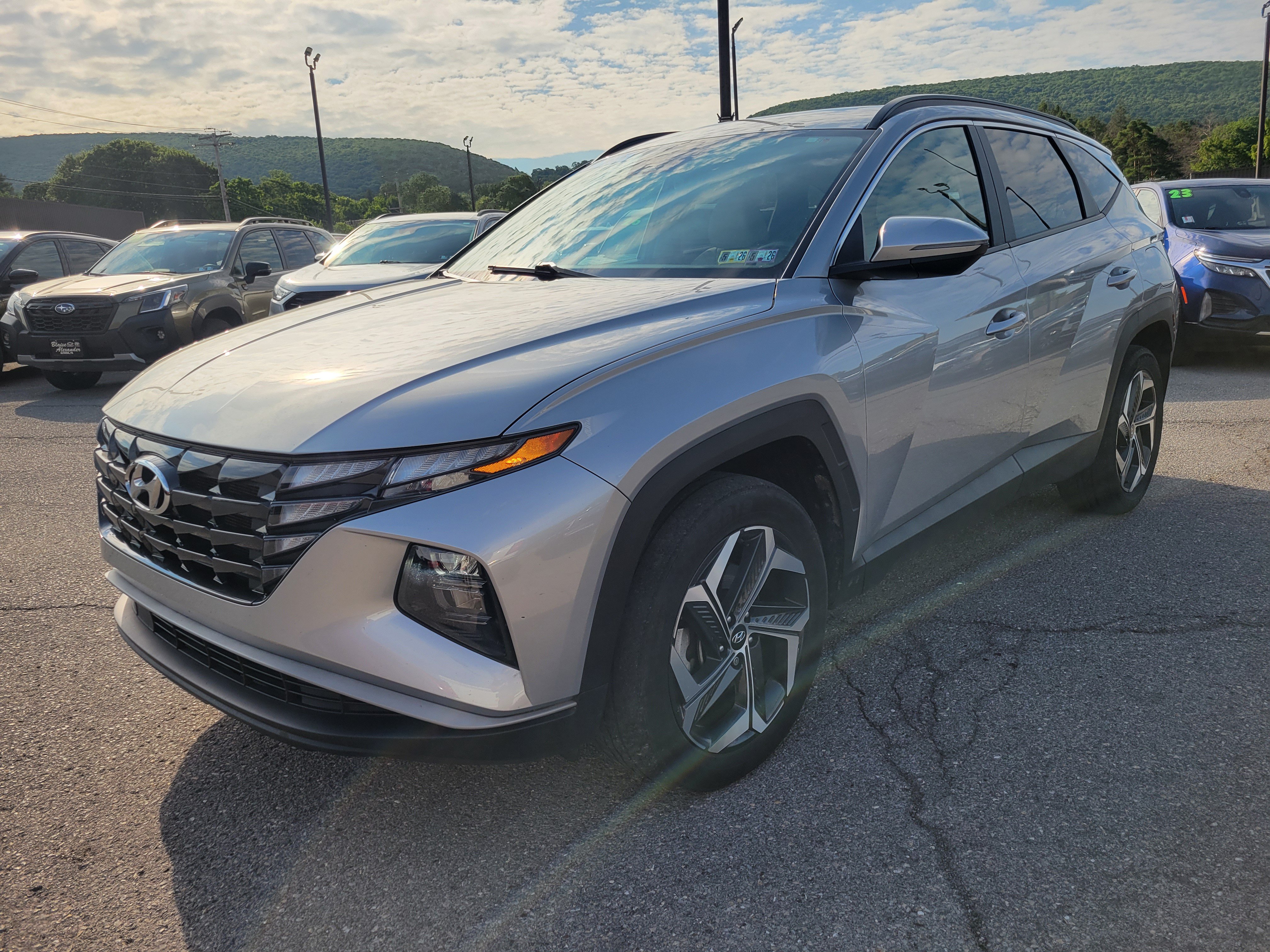 Used 2023 Hyundai Tucson SEL w/ Convenience Package AWD/4WD image 5