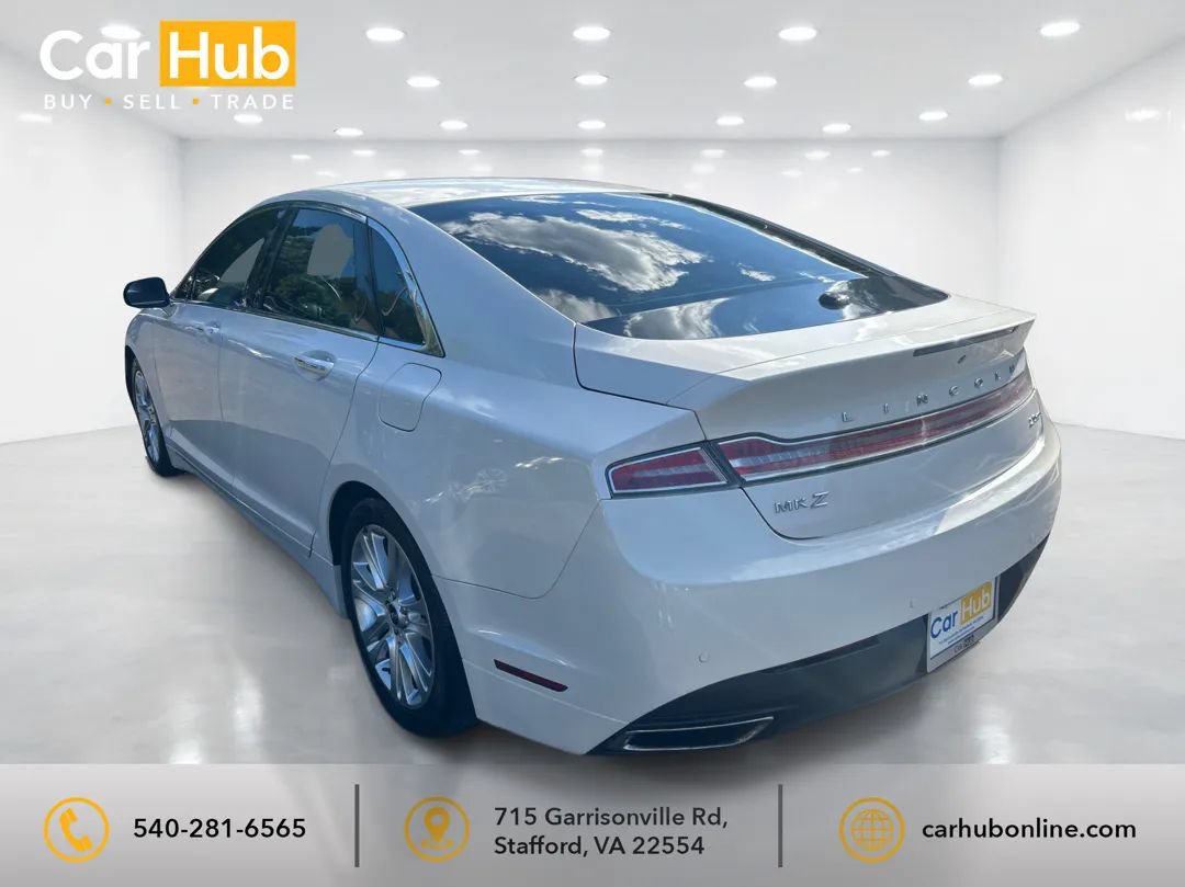 Used 2016 Lincoln MKZ FWD image 4