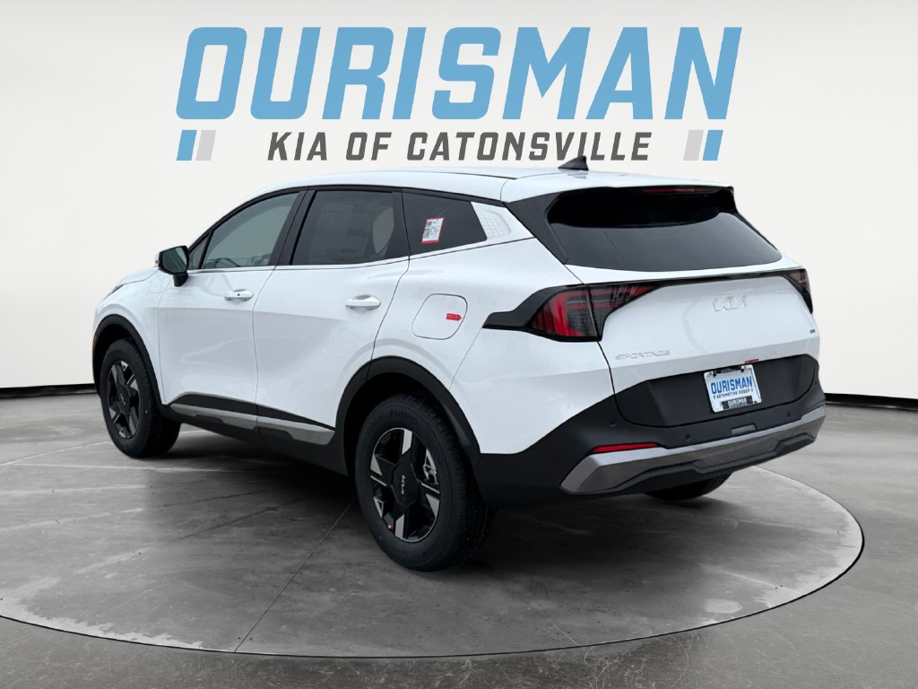 New 2026 Kia Sportage LX w/ LX Convenience Package AWD/4WD image 4