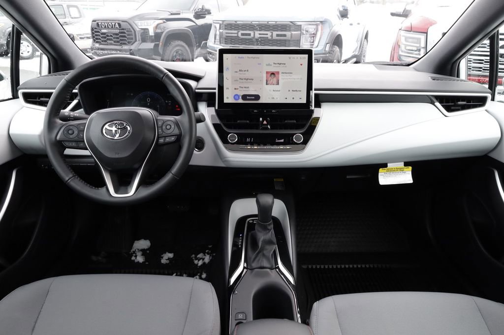 Certified 2025 Toyota Corolla SE w/ SE Premium Package image 29