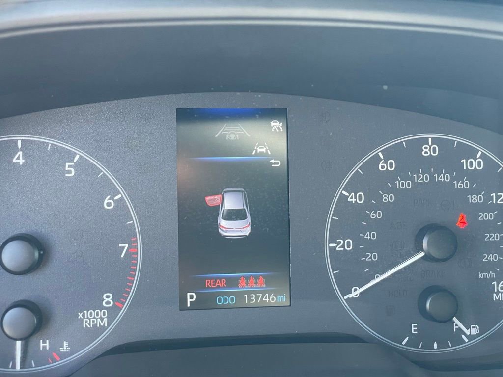 Used 2024 Toyota Corolla SE Nightshade image 18