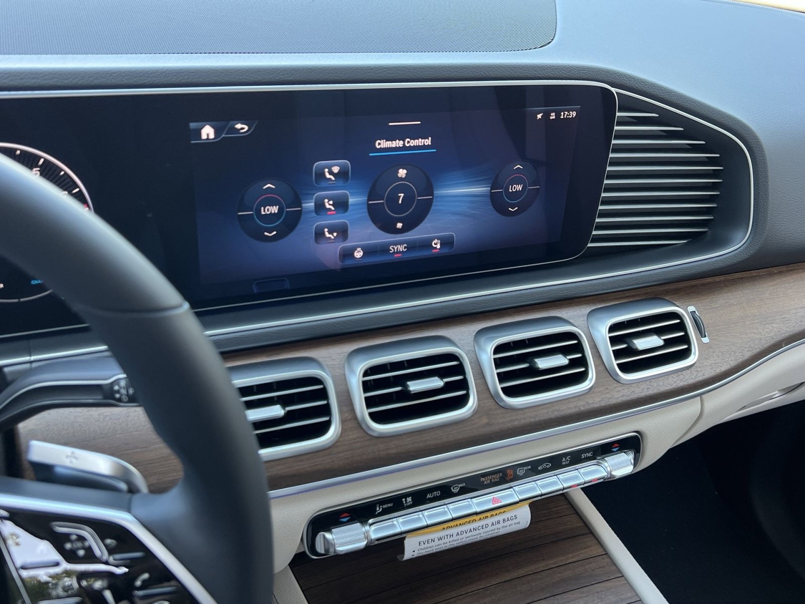 New 2026 Mercedes-Benz GLE 350 4MATIC image 26