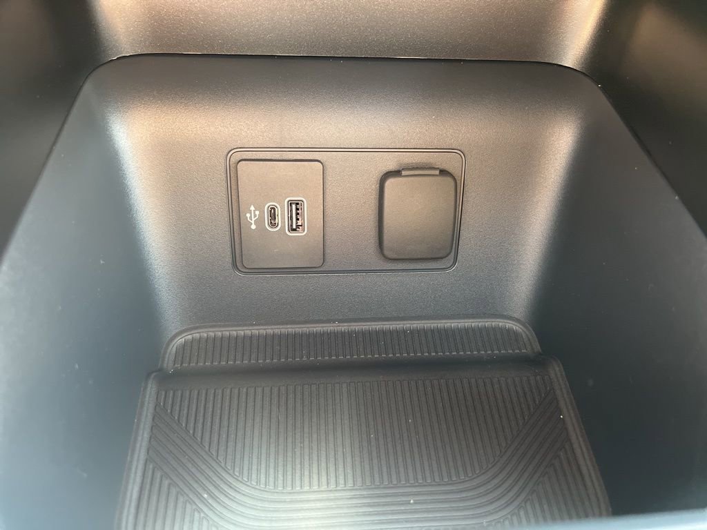 New 2026 Ford Explorer ST AWD/4WD image 23
