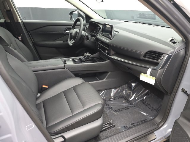 New 2027 Nissan Rogue Dark Armor FWD image 20