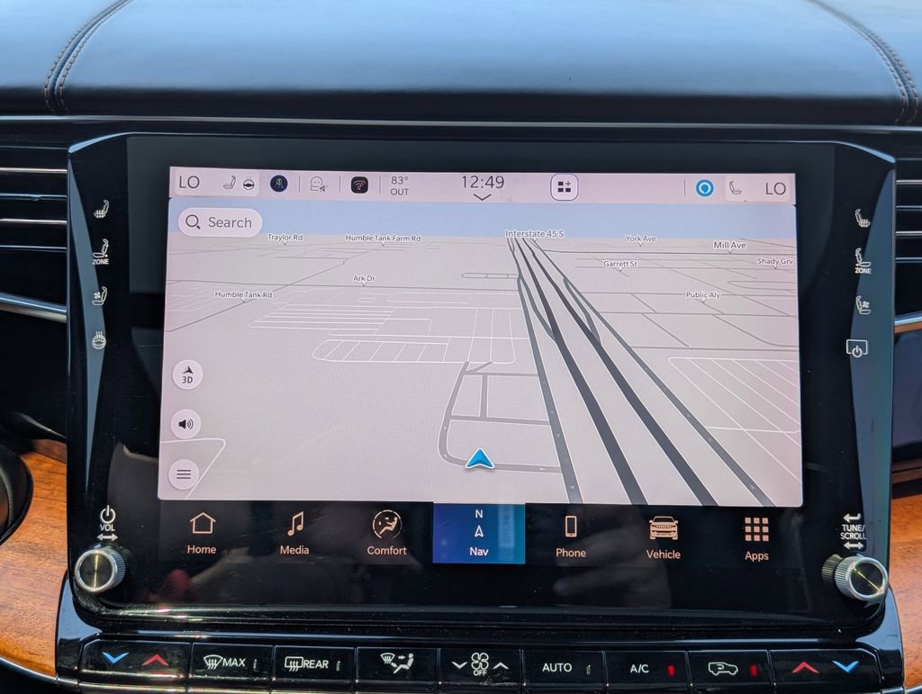 Used 2022 Jeep Grand Wagoneer Series III w/ Rear Seat Video Group 1 image 17